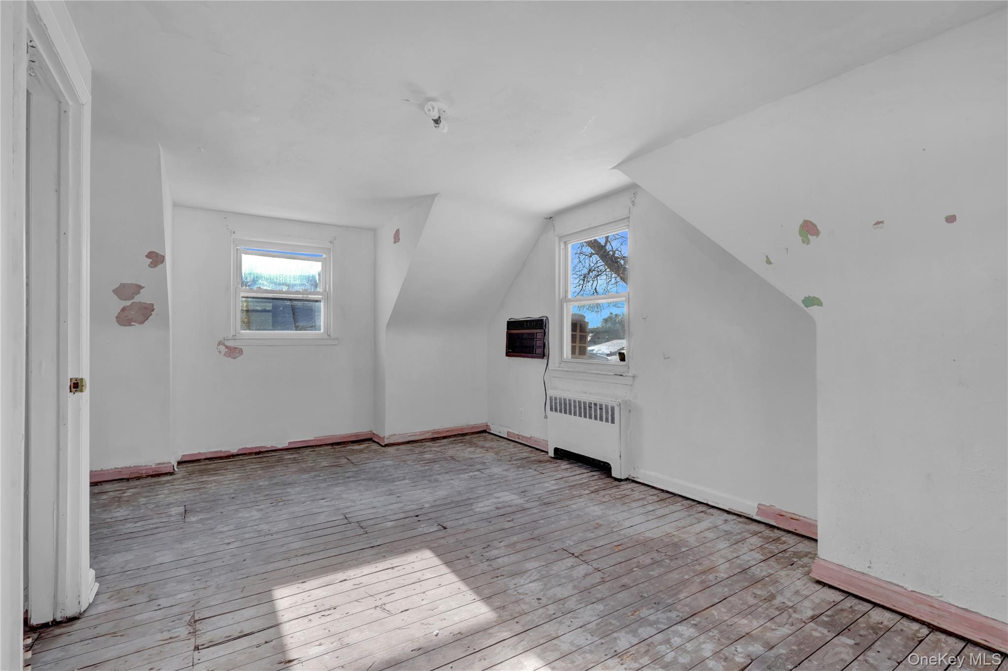 Single Family Arlington  Nassau County, NY 11580, MLS-914250-17