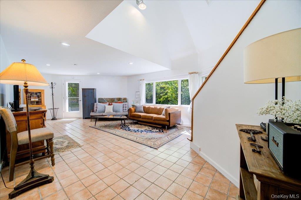 Single Family Oscawana Lake Putnam County, NY 10579, MLS-914316-4