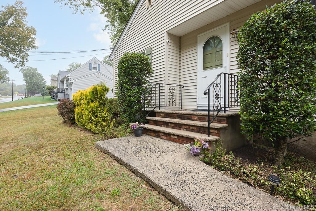 Single Family Gilbert  Rockland County, NY 10965, MLS-914324-10