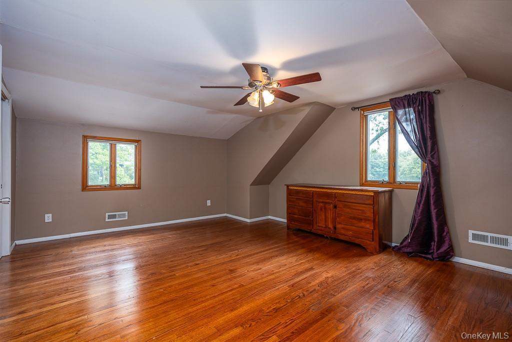 Single Family Gilbert  Rockland County, NY 10965, MLS-914324-23