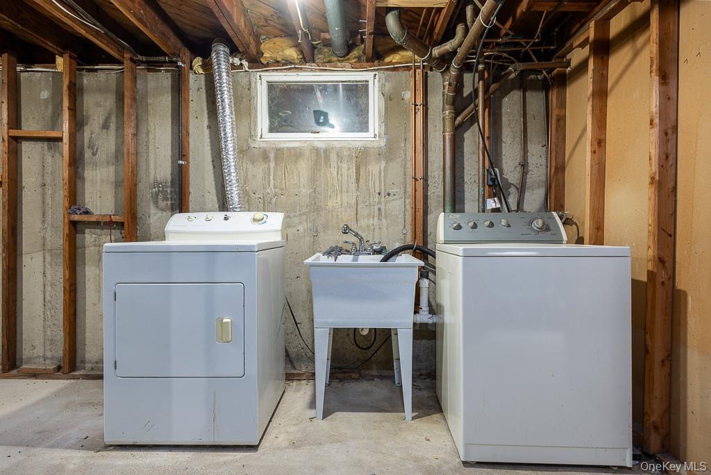 Single Family Gilbert  Rockland County, NY 10965, MLS-914324-25