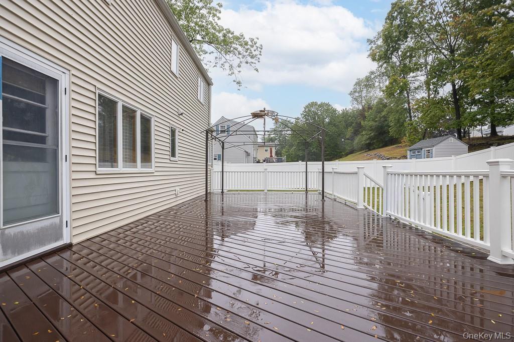 Single Family Gilbert  Rockland County, NY 10965, MLS-914324-9