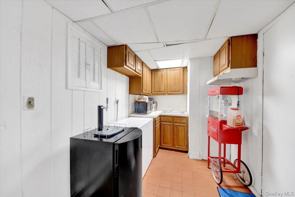 Single Family Gunther Bronx, NY 10466, MLS-914360-23