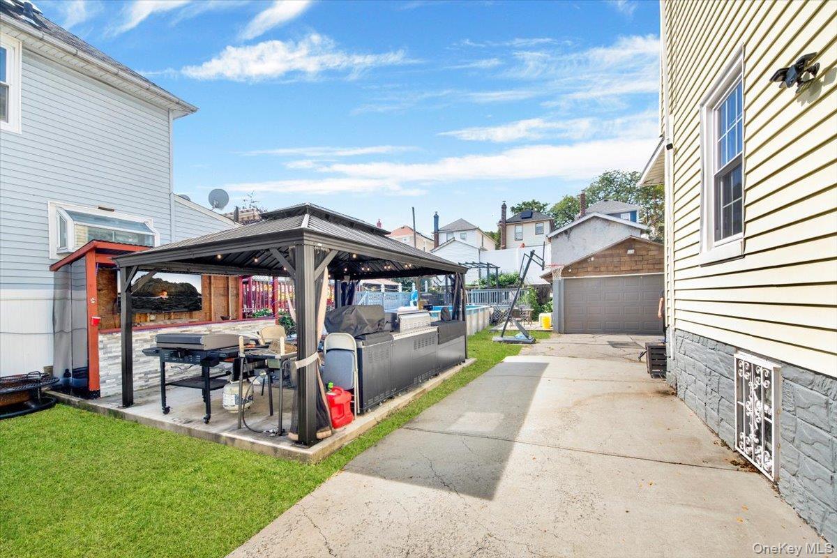 Single Family Gunther Bronx, NY 10466, MLS-914360-32