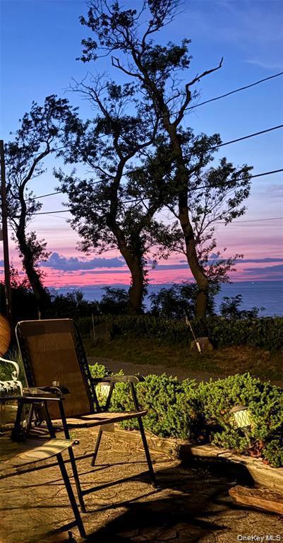 Single Family Soundview  Suffolk County, NY 11778, MLS-914365-11