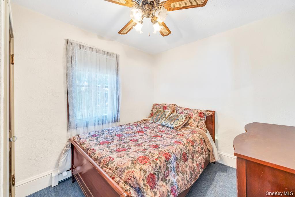 Single Family Soundview  Suffolk County, NY 11778, MLS-914365-16