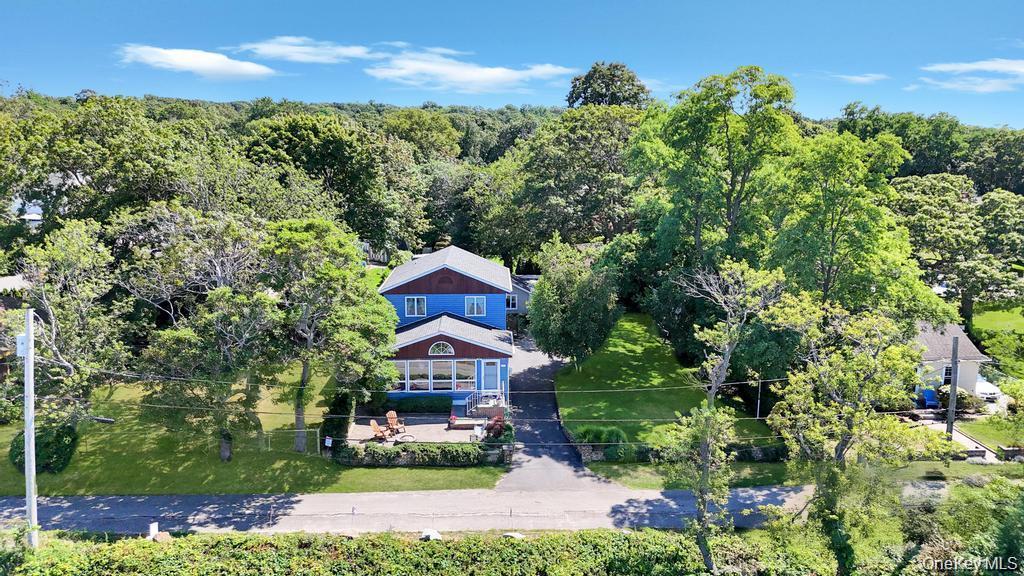 Single Family Soundview  Suffolk County, NY 11778, MLS-914365-2