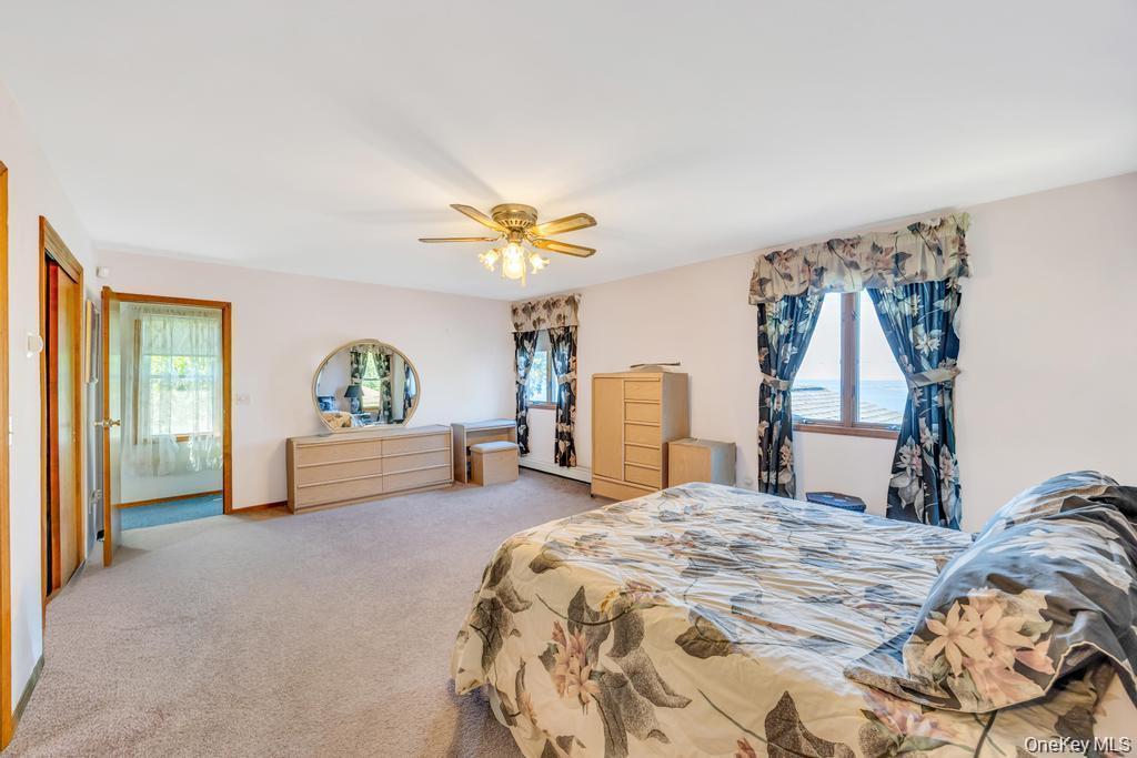 Single Family Soundview  Suffolk County, NY 11778, MLS-914365-26