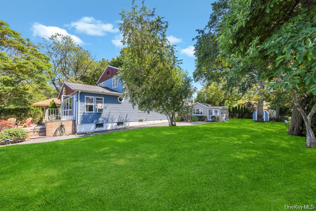 Single Family Soundview  Suffolk County, NY 11778, MLS-914365-3