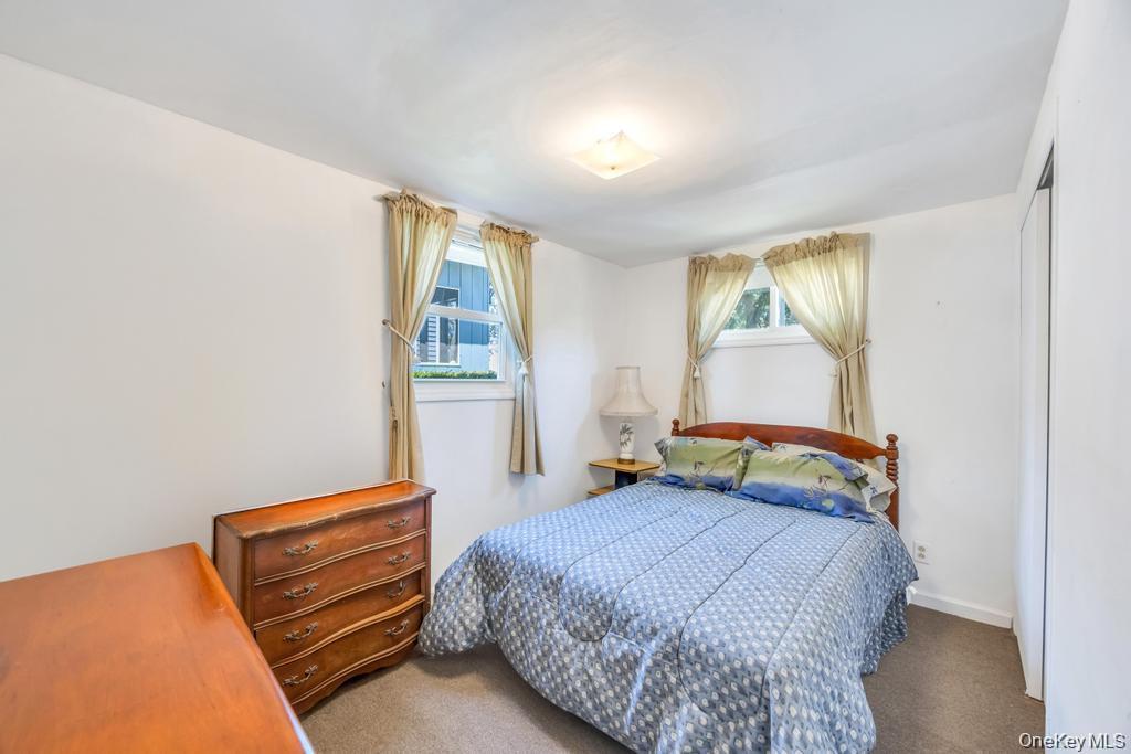 Single Family Soundview  Suffolk County, NY 11778, MLS-914365-42