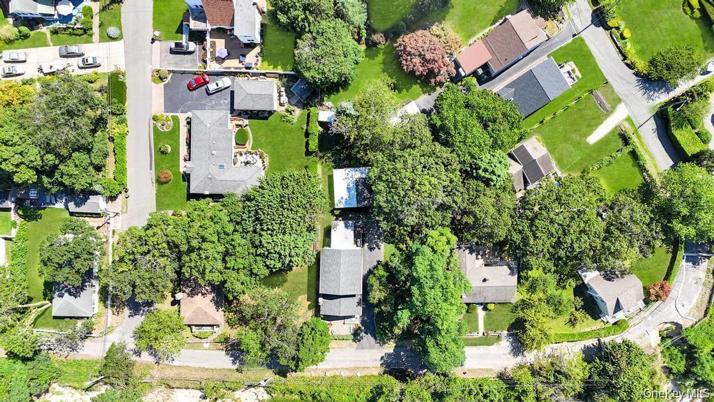 Single Family Soundview  Suffolk County, NY 11778, MLS-914365-7