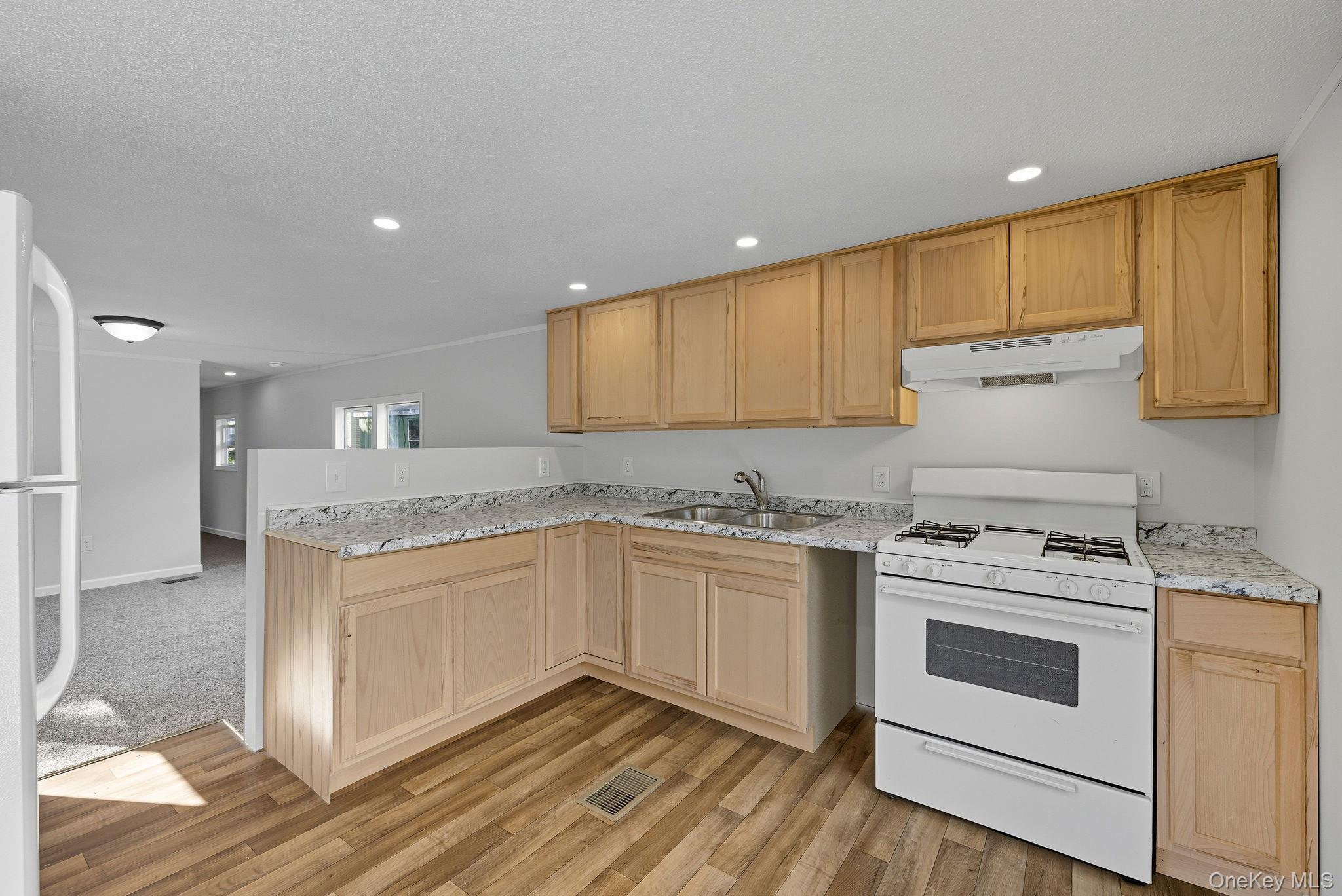 Single Family Sawkill Rd  Ulster County, NY 12401, MLS-914380-5