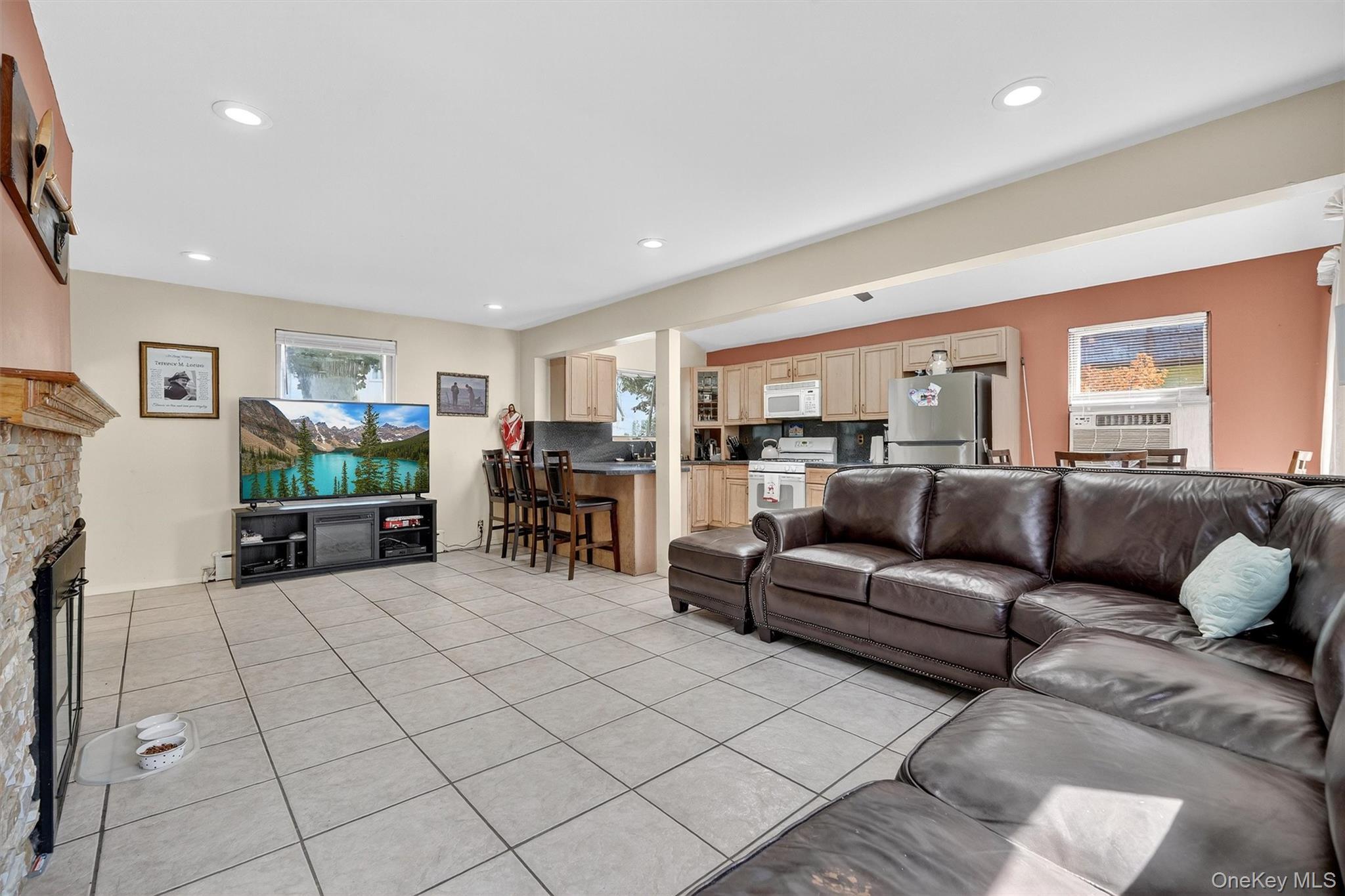 Single Family Country Club Road Bronx, NY 10465, MLS-914389-21