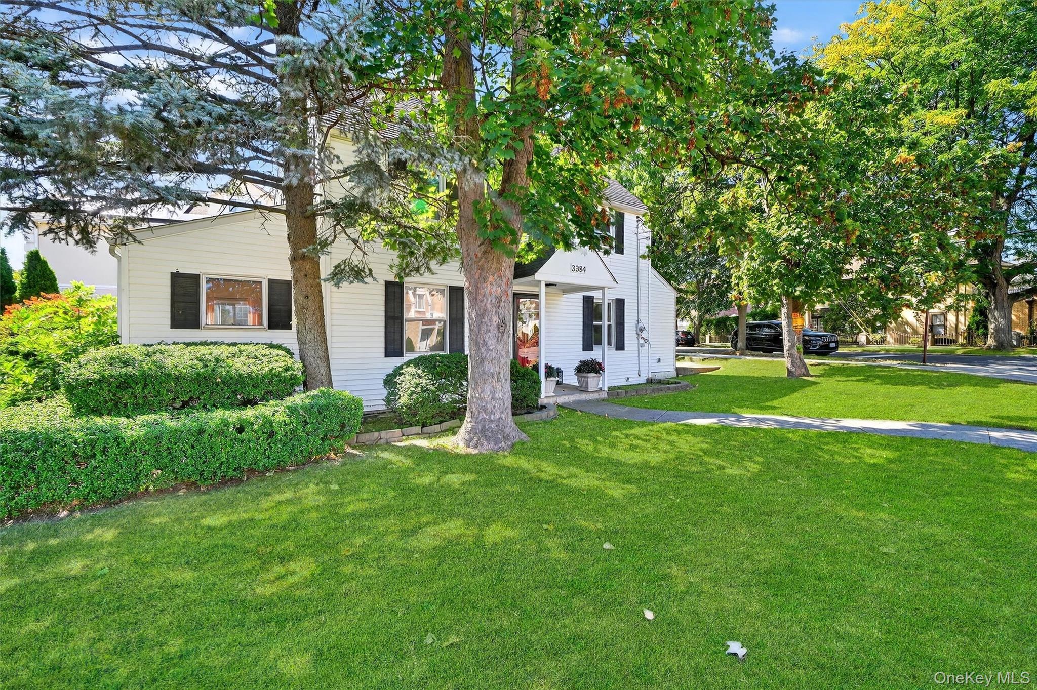 Single Family Country Club Road Bronx, NY 10465, MLS-914389-3