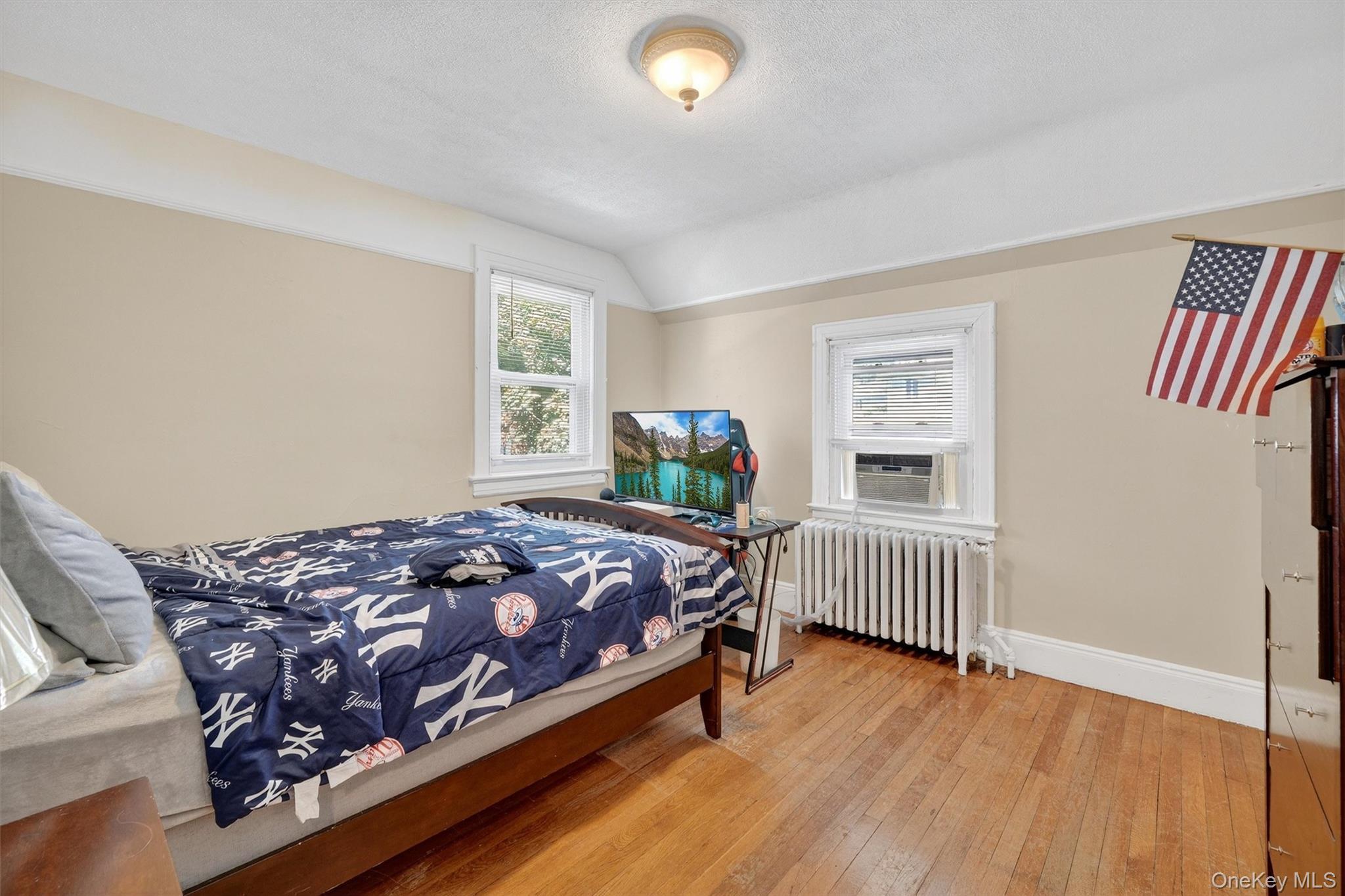 Single Family Country Club Road Bronx, NY 10465, MLS-914389-34