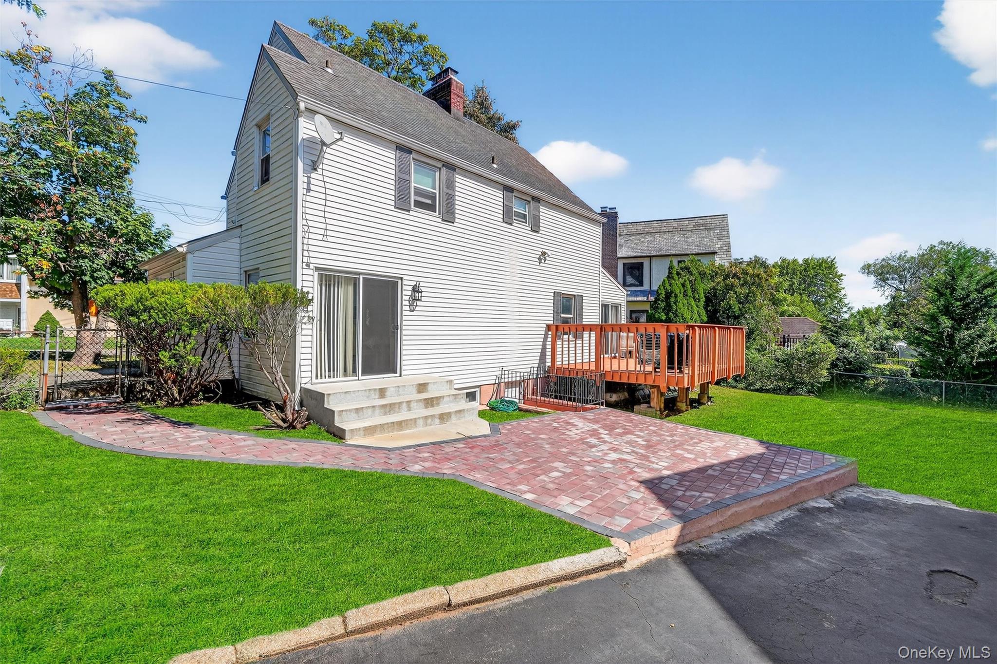 Single Family Country Club Road Bronx, NY 10465, MLS-914389-40