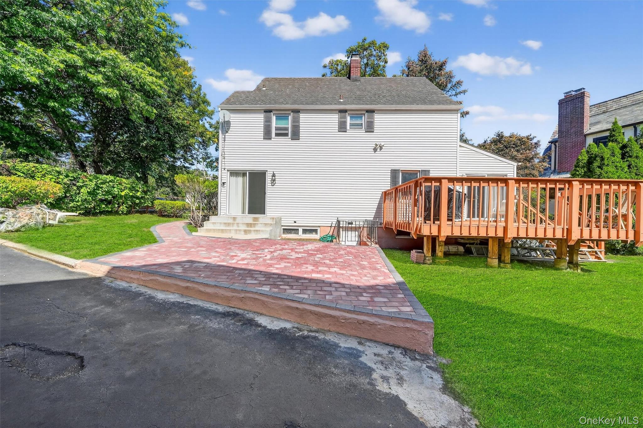 Single Family Country Club Road Bronx, NY 10465, MLS-914389-41