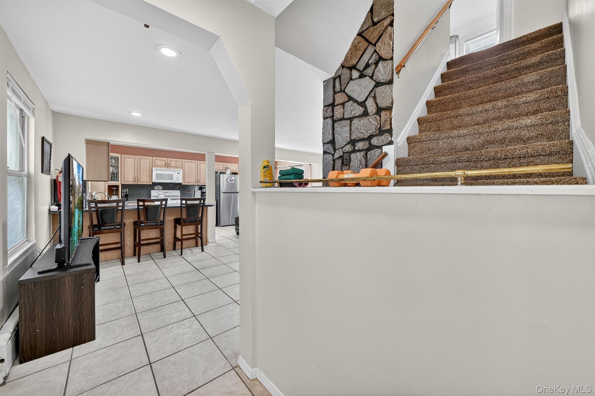 Single Family Country Club Road Bronx, NY 10465, MLS-914389-8