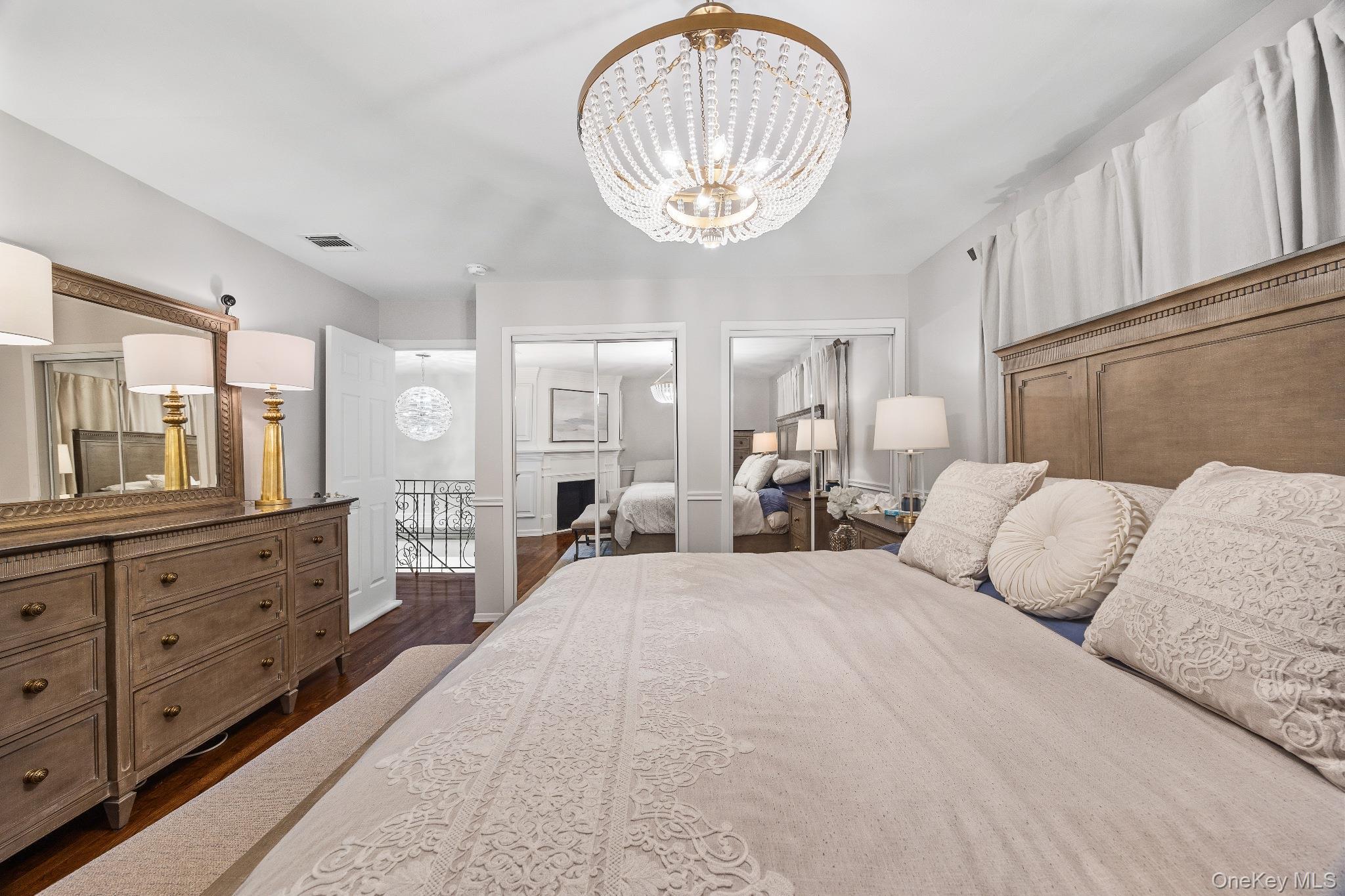 Single Family Wolf Hill Suffolk County, NY 11746, MLS-914396-18