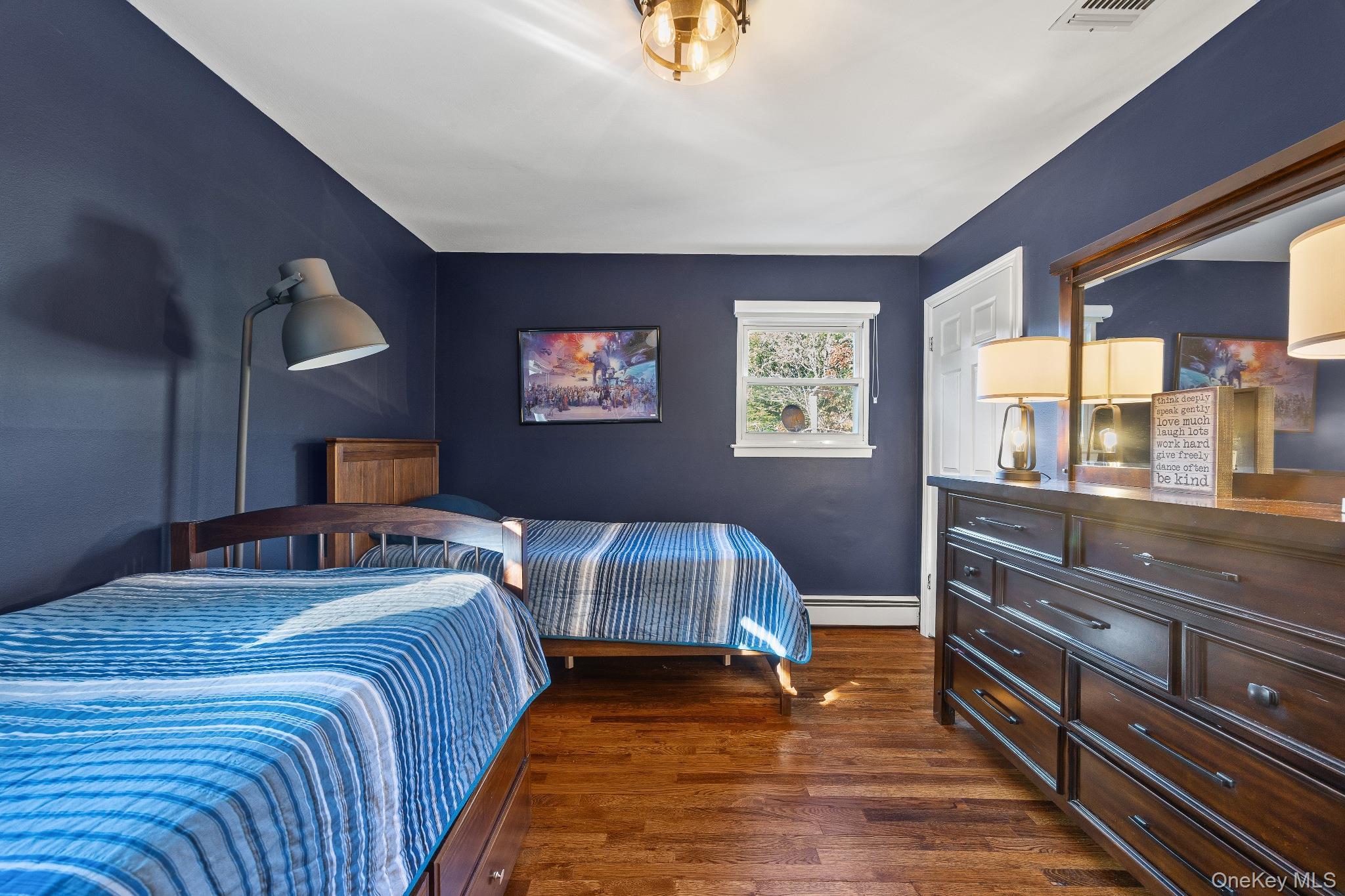 Single Family Wolf Hill Suffolk County, NY 11746, MLS-914396-22