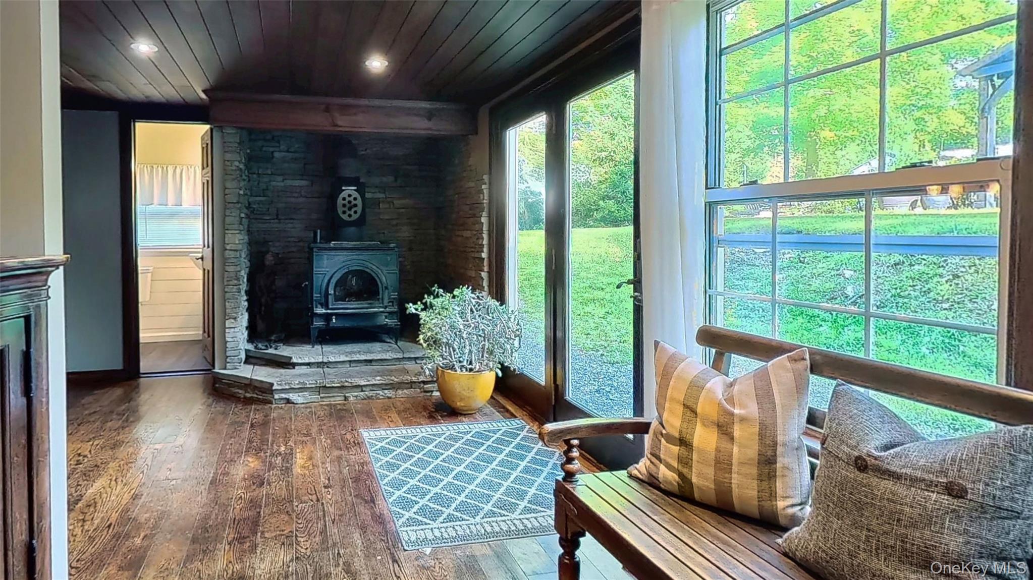 Single Family Stagecoach Dutchess County, NY 12501, MLS-914408-13