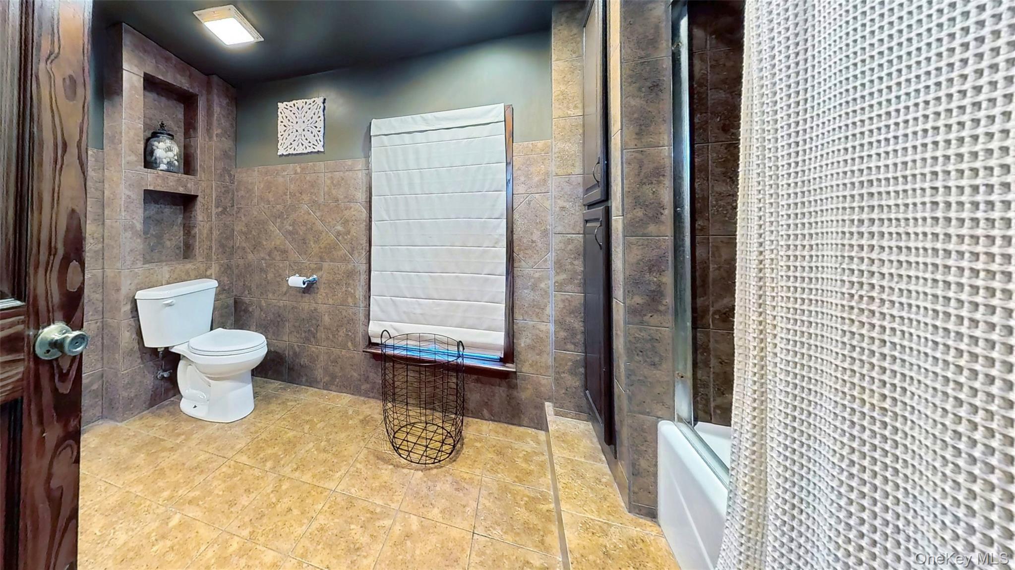 Single Family Stagecoach Dutchess County, NY 12501, MLS-914408-32