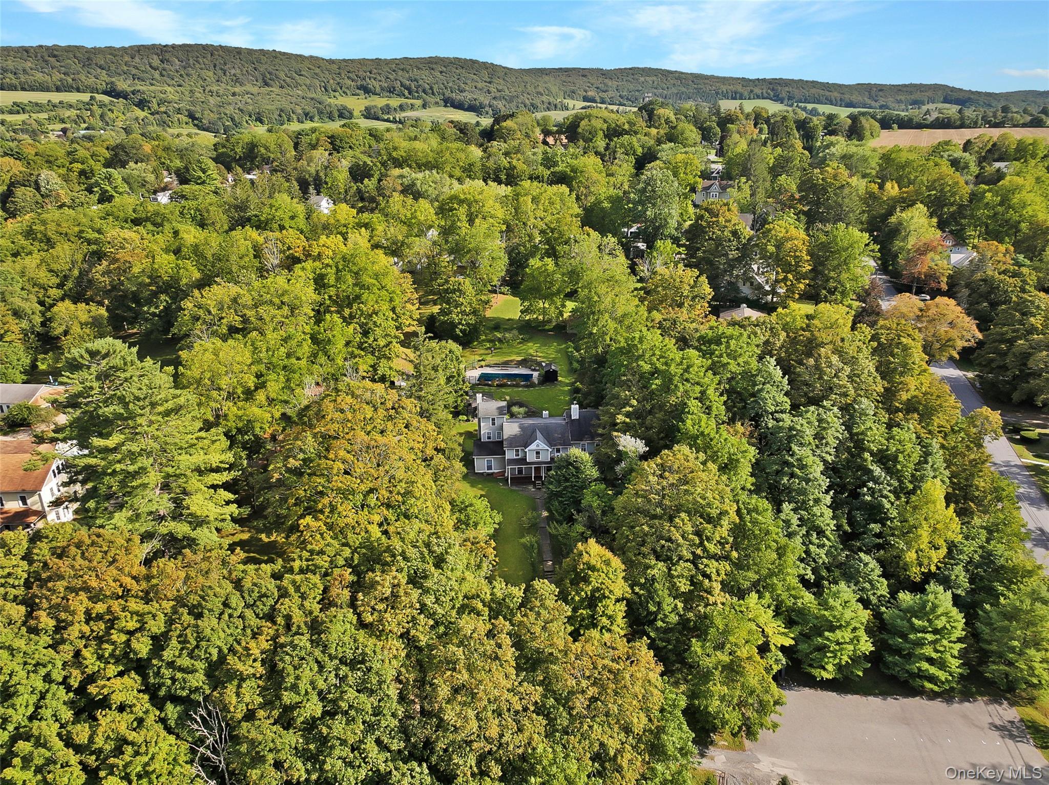 Single Family Stagecoach Dutchess County, NY 12501, MLS-914408-35