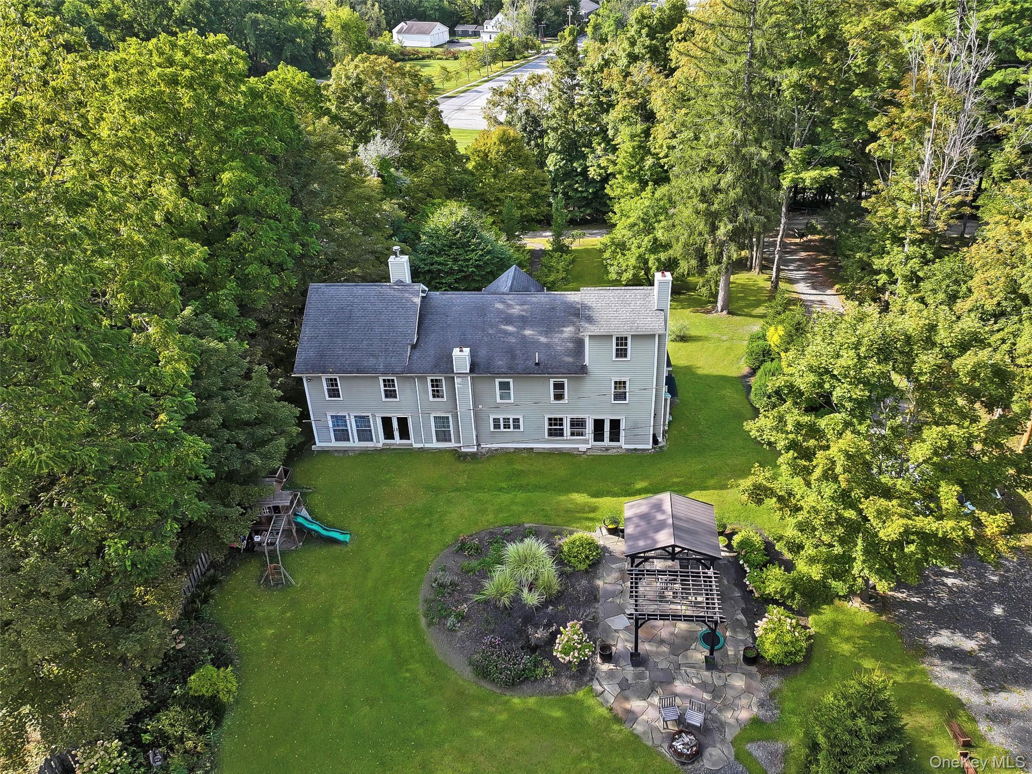 Single Family Stagecoach Dutchess County, NY 12501, MLS-914408-4