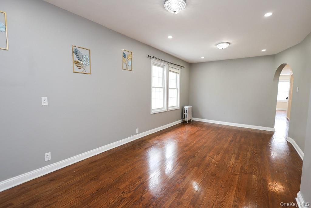 Single Family Rosita Queens, NY 11417, MLS-914426-8