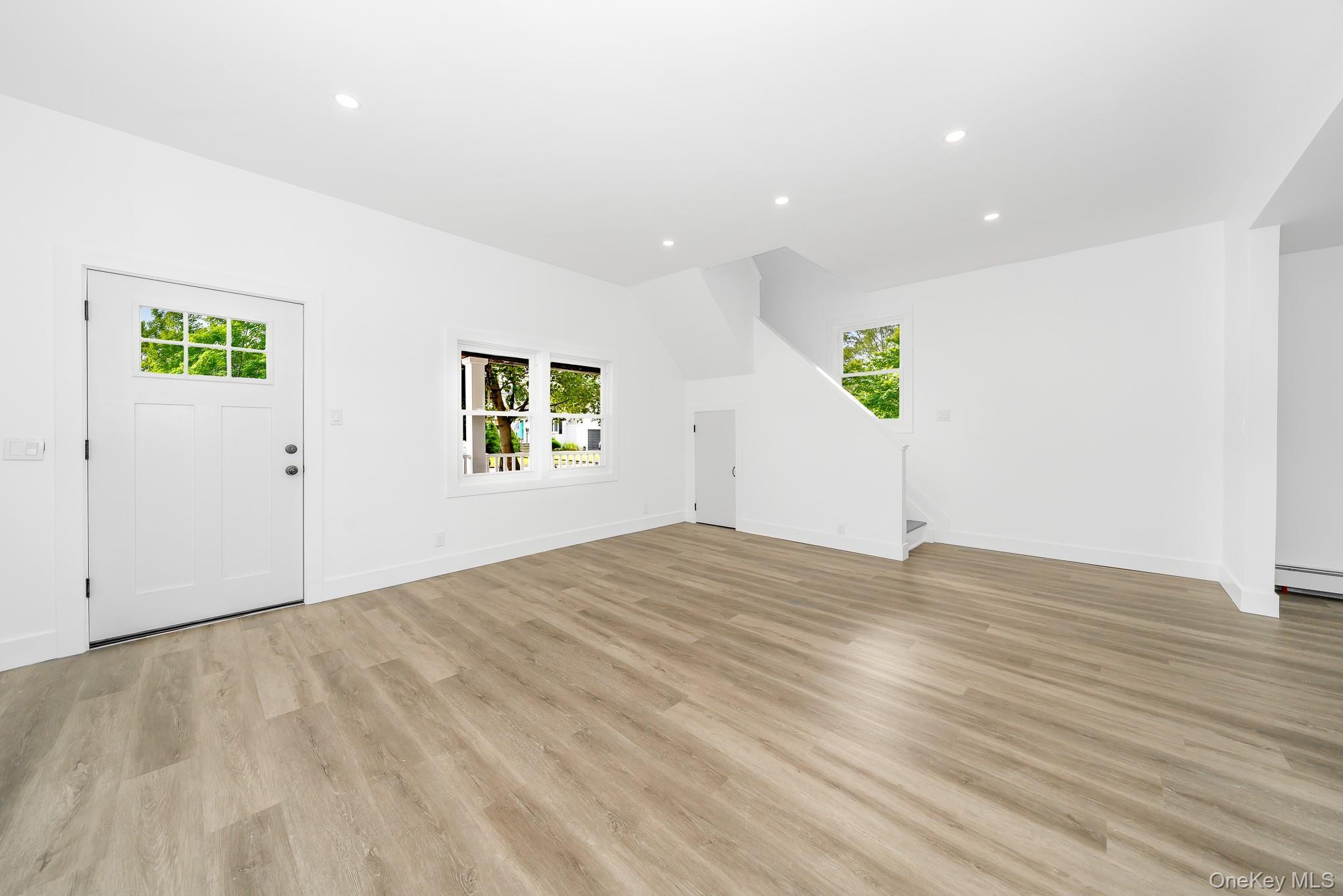 Single Family Calvert Suffolk County, NY 11704, MLS-914439-14