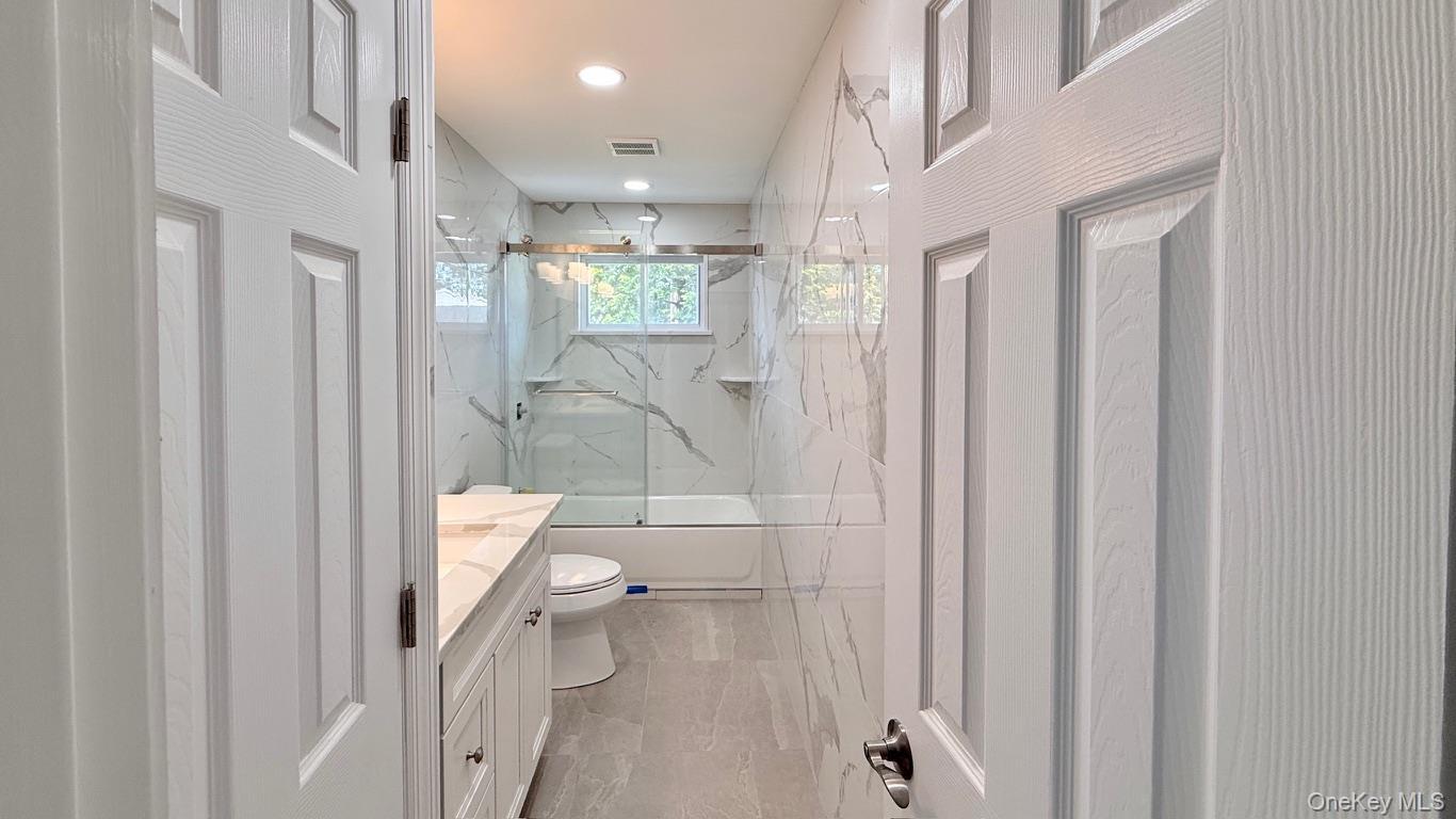 Single Family Isabelle Ct  Nassau County, NY 11710, MLS-914445-14