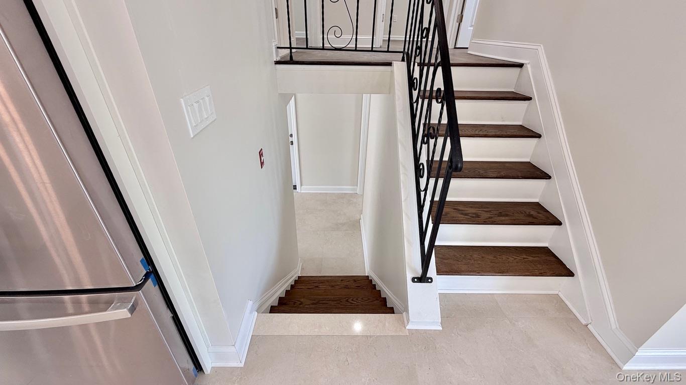 Single Family Isabelle Ct  Nassau County, NY 11710, MLS-914445-20