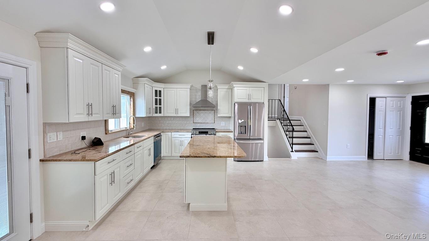 Single Family Isabelle Ct  Nassau County, NY 11710, MLS-914445-7