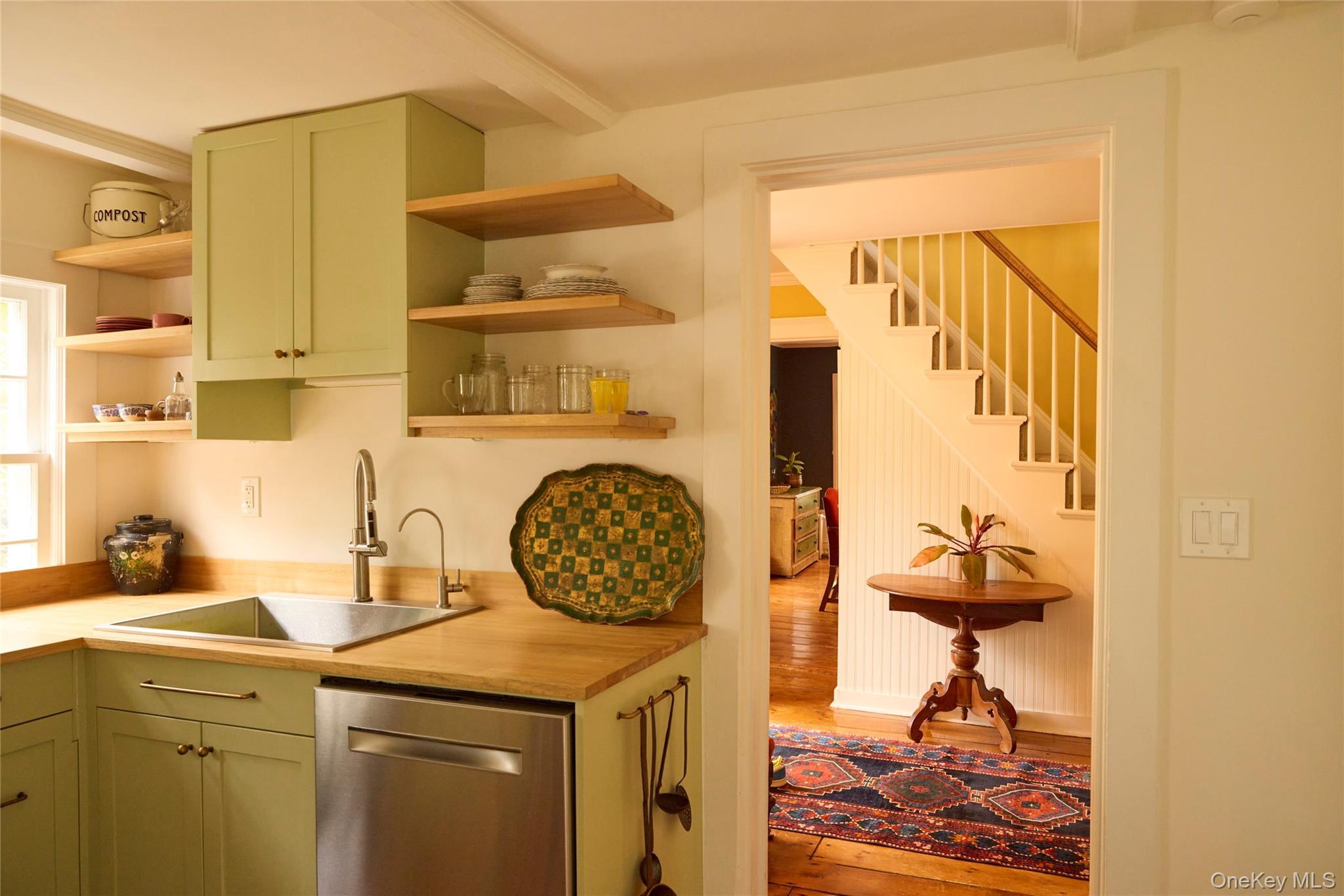 Single Family Barrett Hill Putnam County, NY 10541, MLS-914455-13