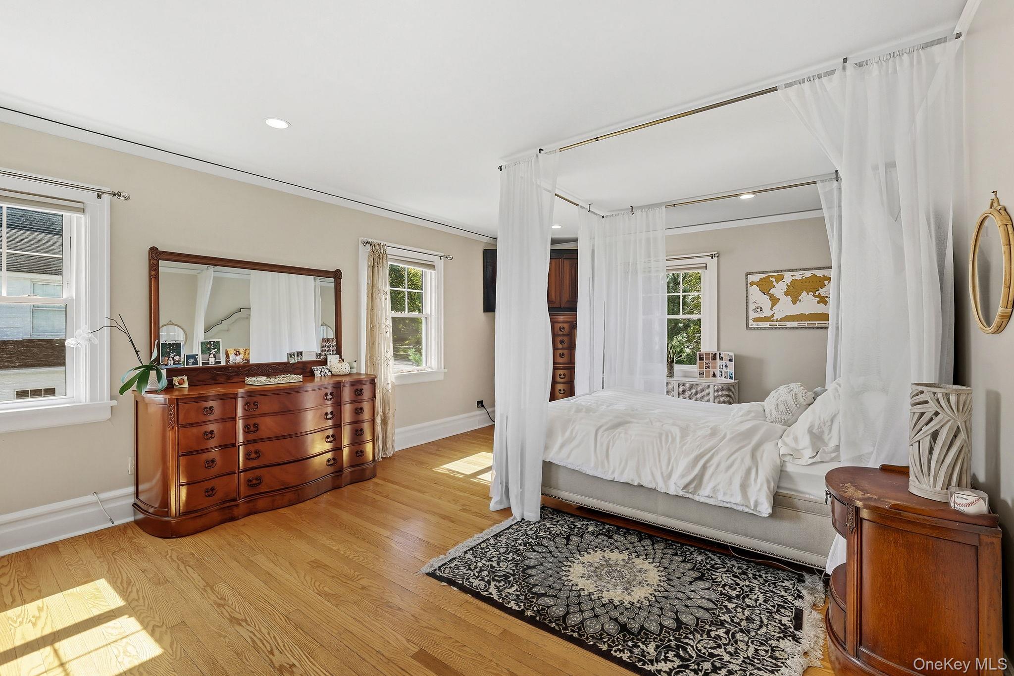 Single Family Broadway  Westchester County, NY 10603, MLS-914461-9