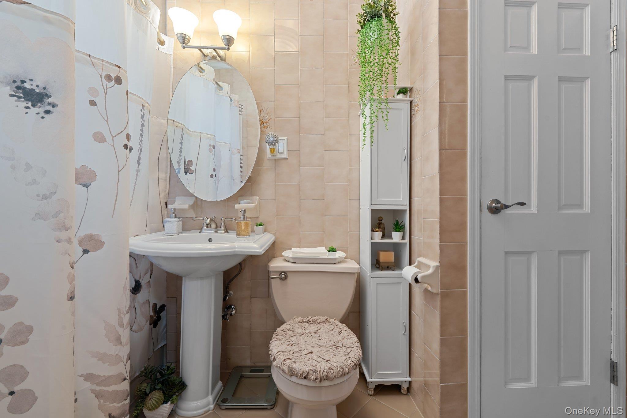 Coop Fort Hamilton  Brooklyn, NY 11209, MLS-914464-3