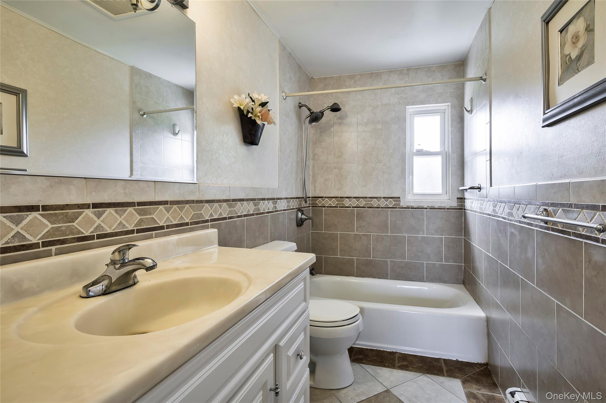 Single Family Ave  Nassau County, NY 11803, MLS-914472-14