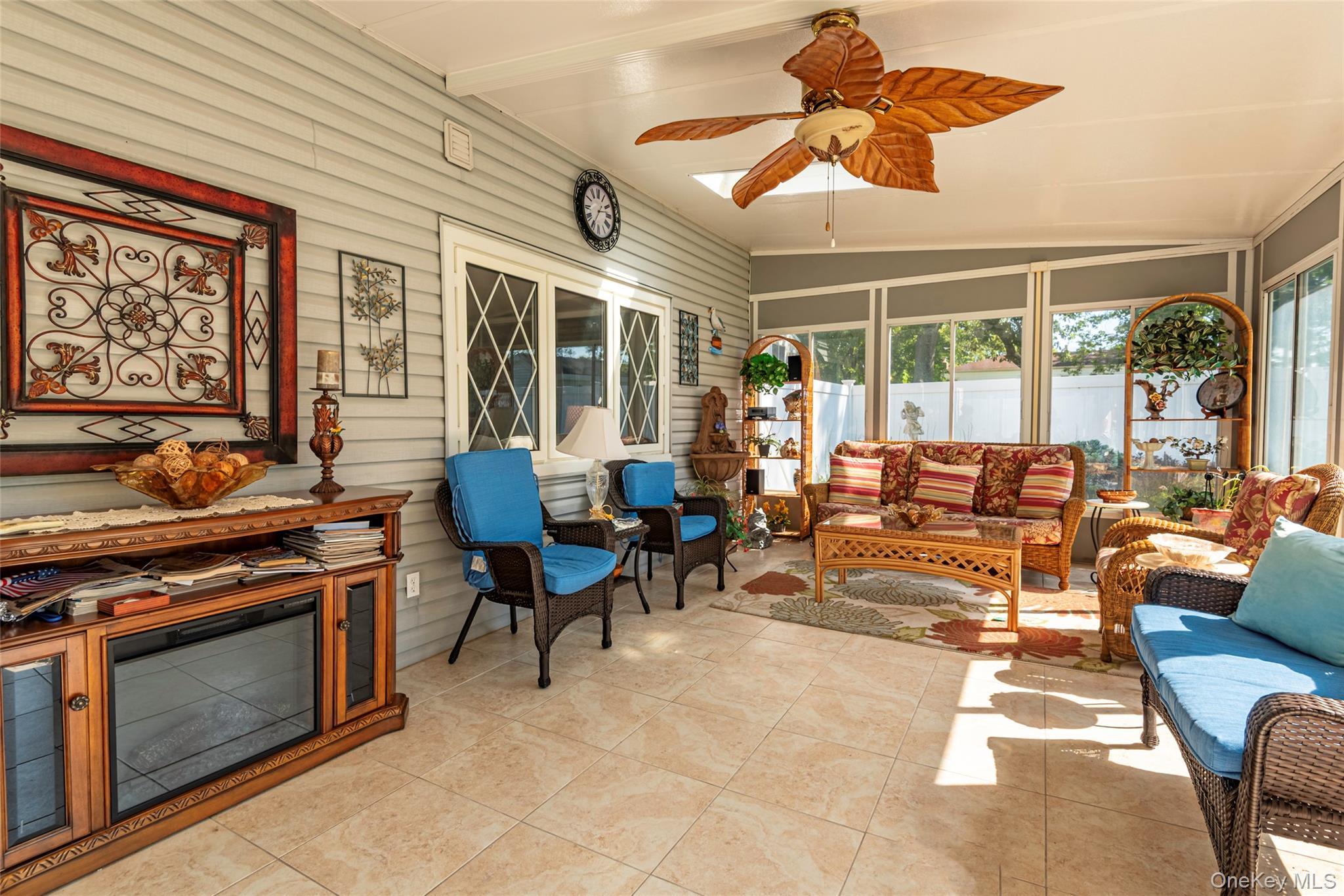 Single Family Linden  Suffolk County, NY 11784, MLS-914510-26