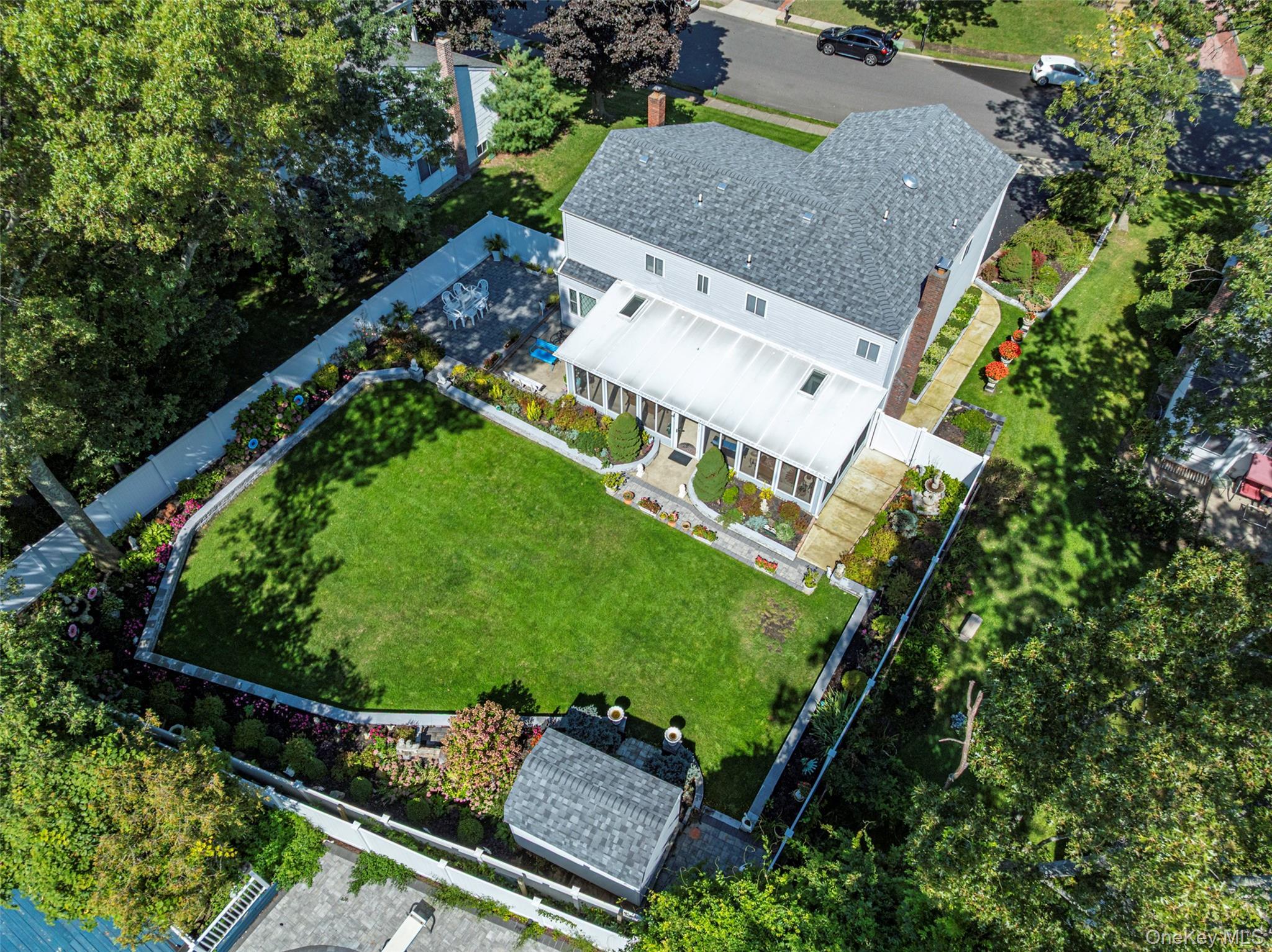 Single Family Linden  Suffolk County, NY 11784, MLS-914510-38