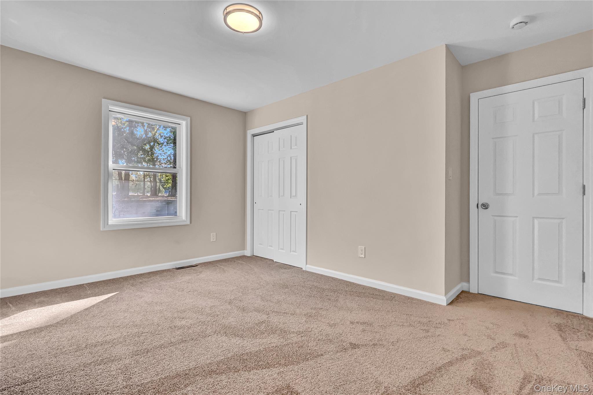 Single Family Fawn  Suffolk County, NY 11720, MLS-914518-13