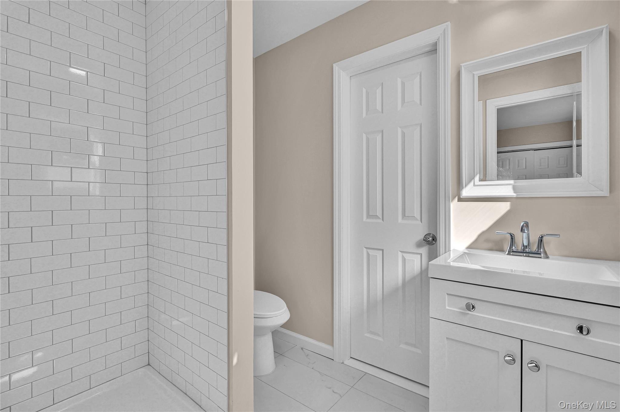 Single Family Fawn  Suffolk County, NY 11720, MLS-914518-14