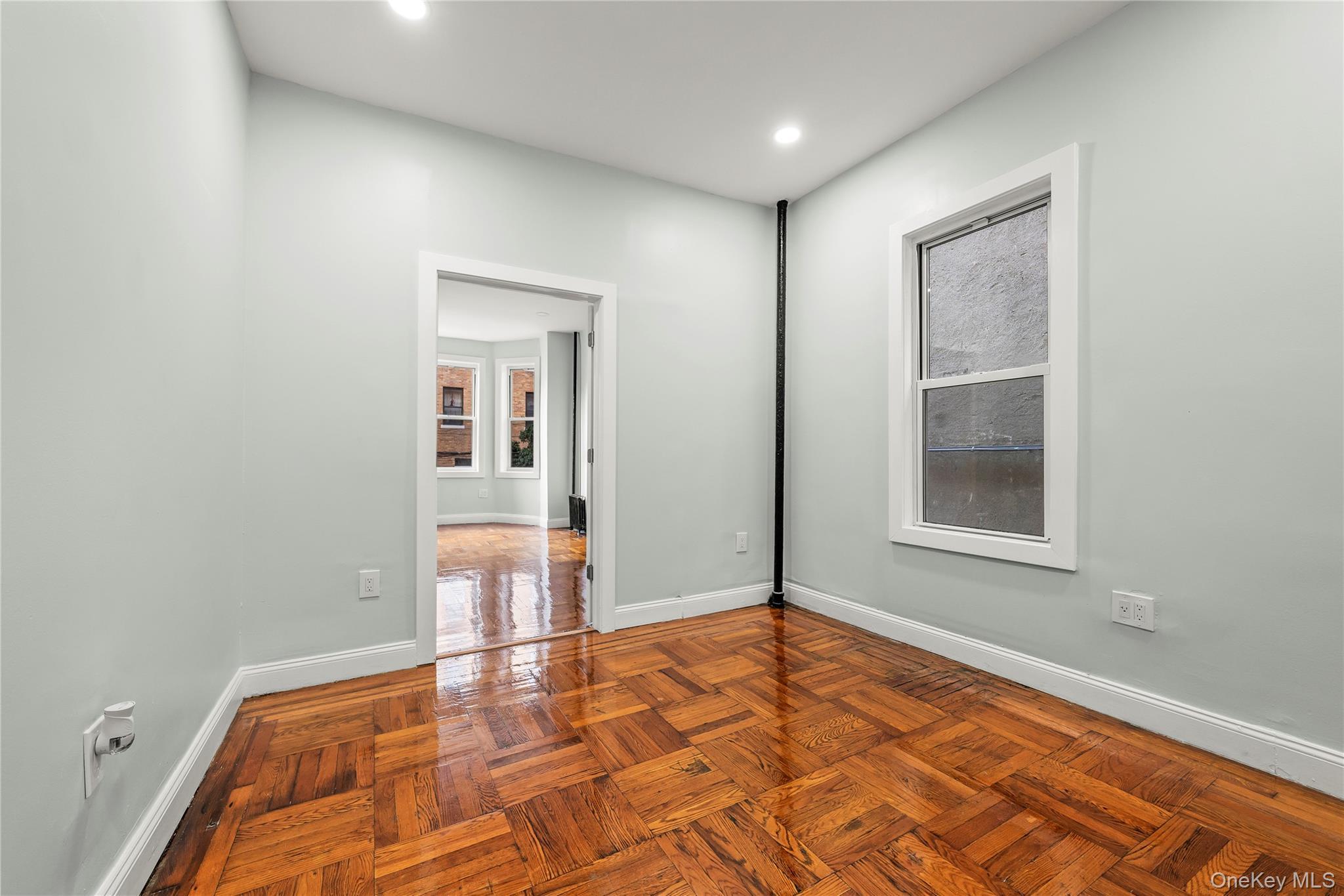 Single Family Hughes Bronx, NY 10457, MLS-914526-10