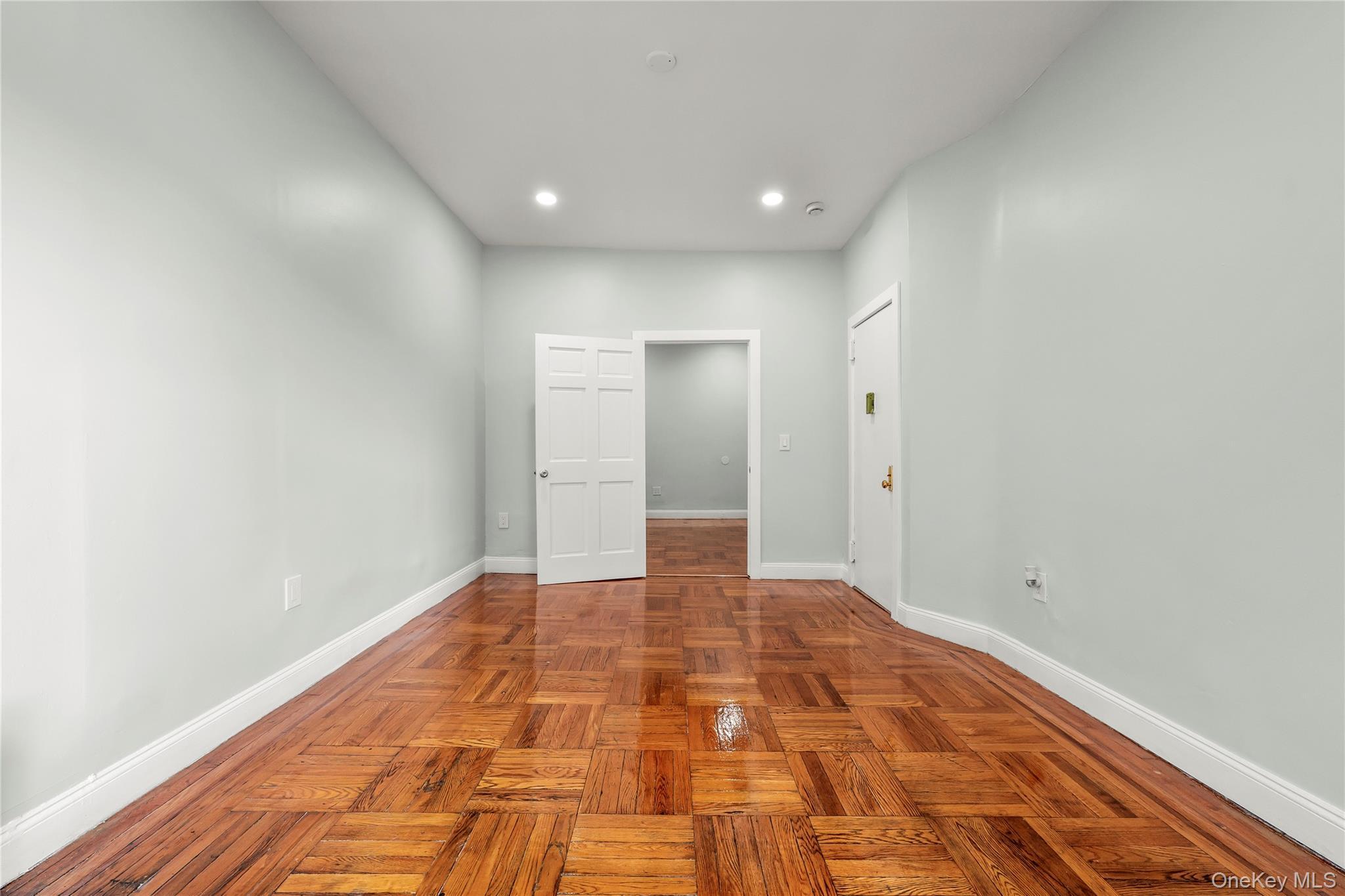 Single Family Hughes Bronx, NY 10457, MLS-914526-14