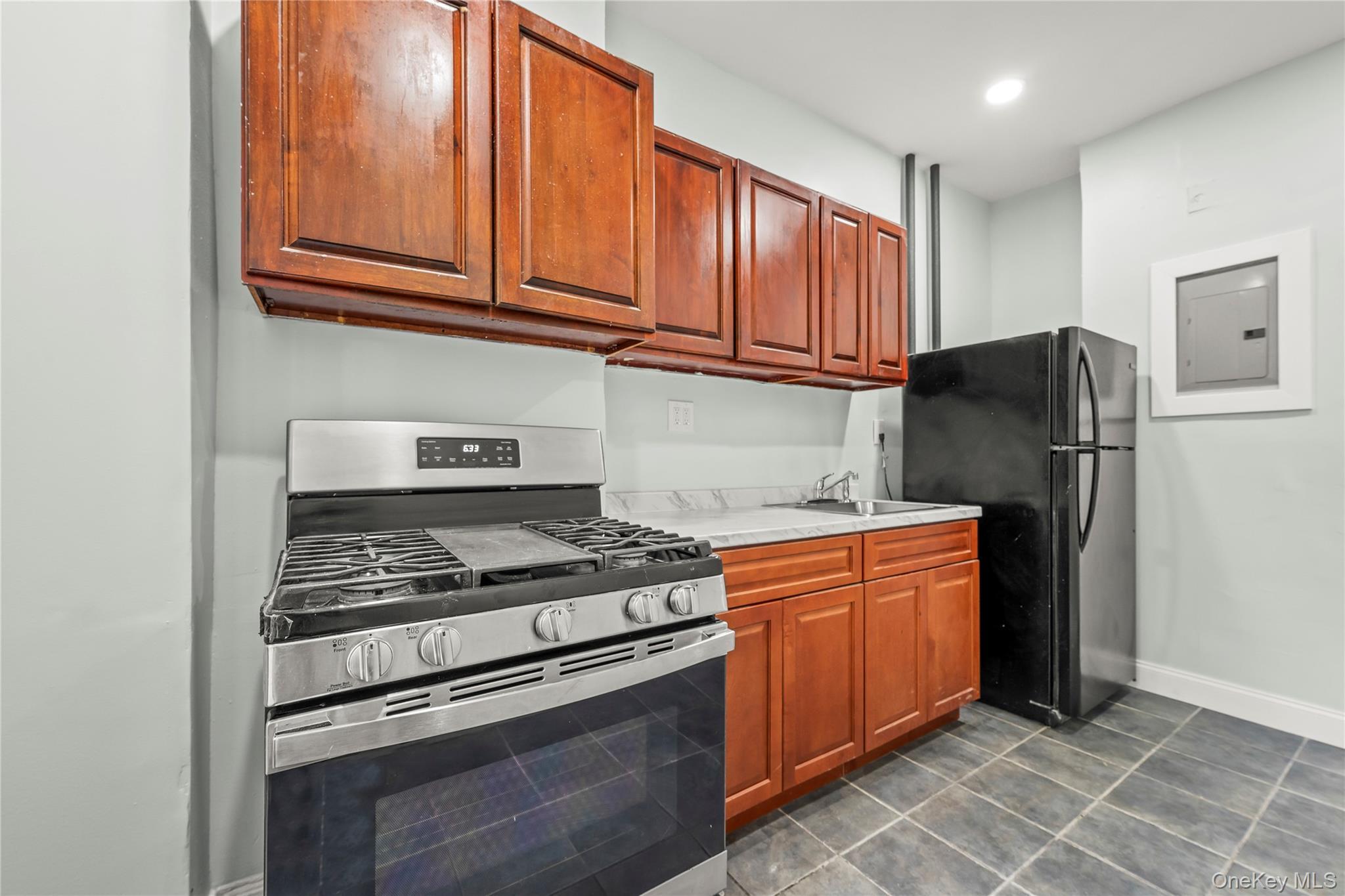 Single Family Hughes Bronx, NY 10457, MLS-914526-6