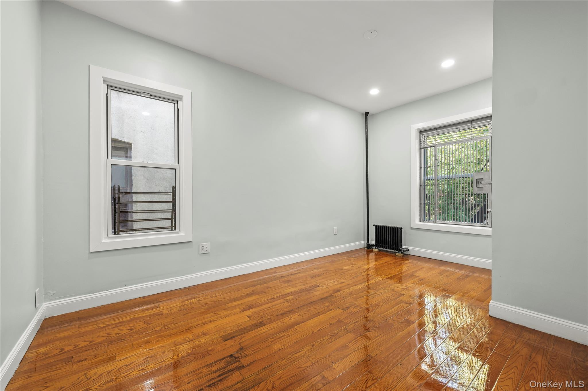 Single Family Hughes Bronx, NY 10457, MLS-914526-7