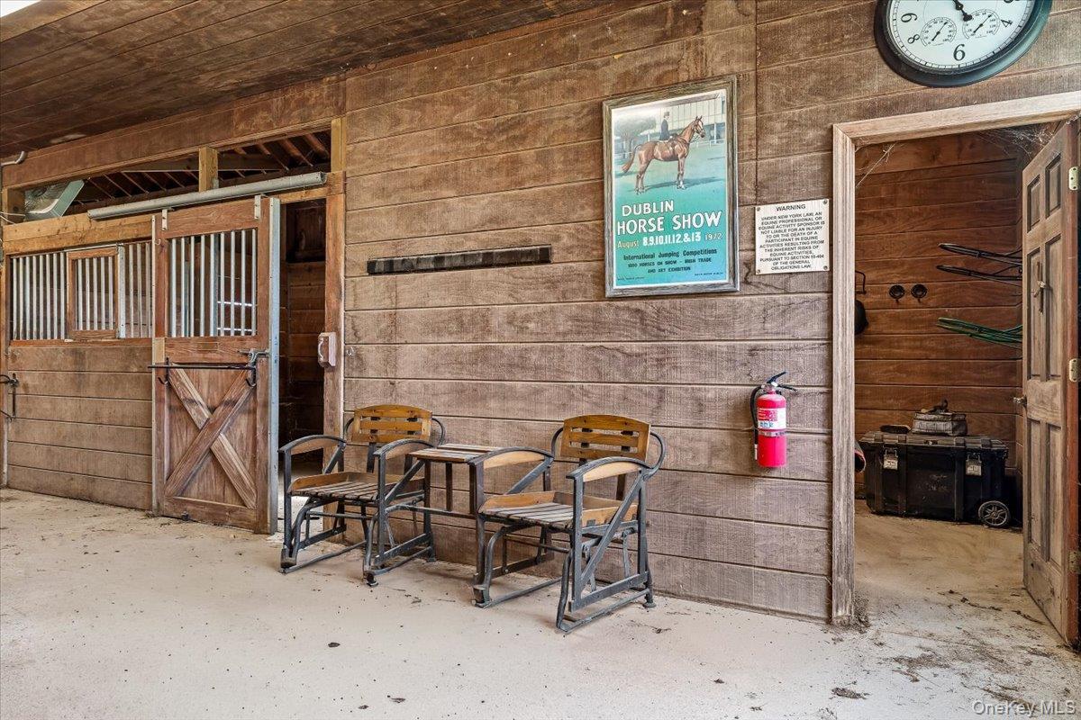 Single Family Middle Suffolk County, NY 11933, MLS-914544-10