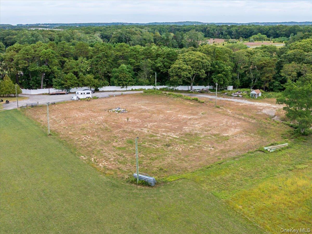 Single Family Middle Suffolk County, NY 11933, MLS-914544-15