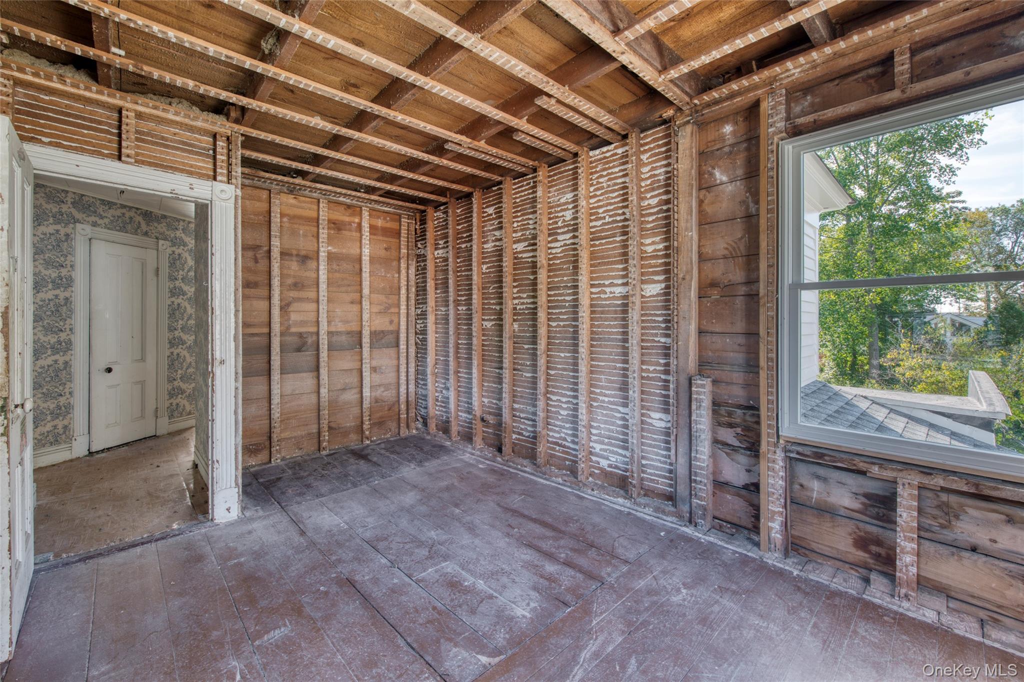 Single Family Central  Suffolk County, NY 11944, MLS-914545-9