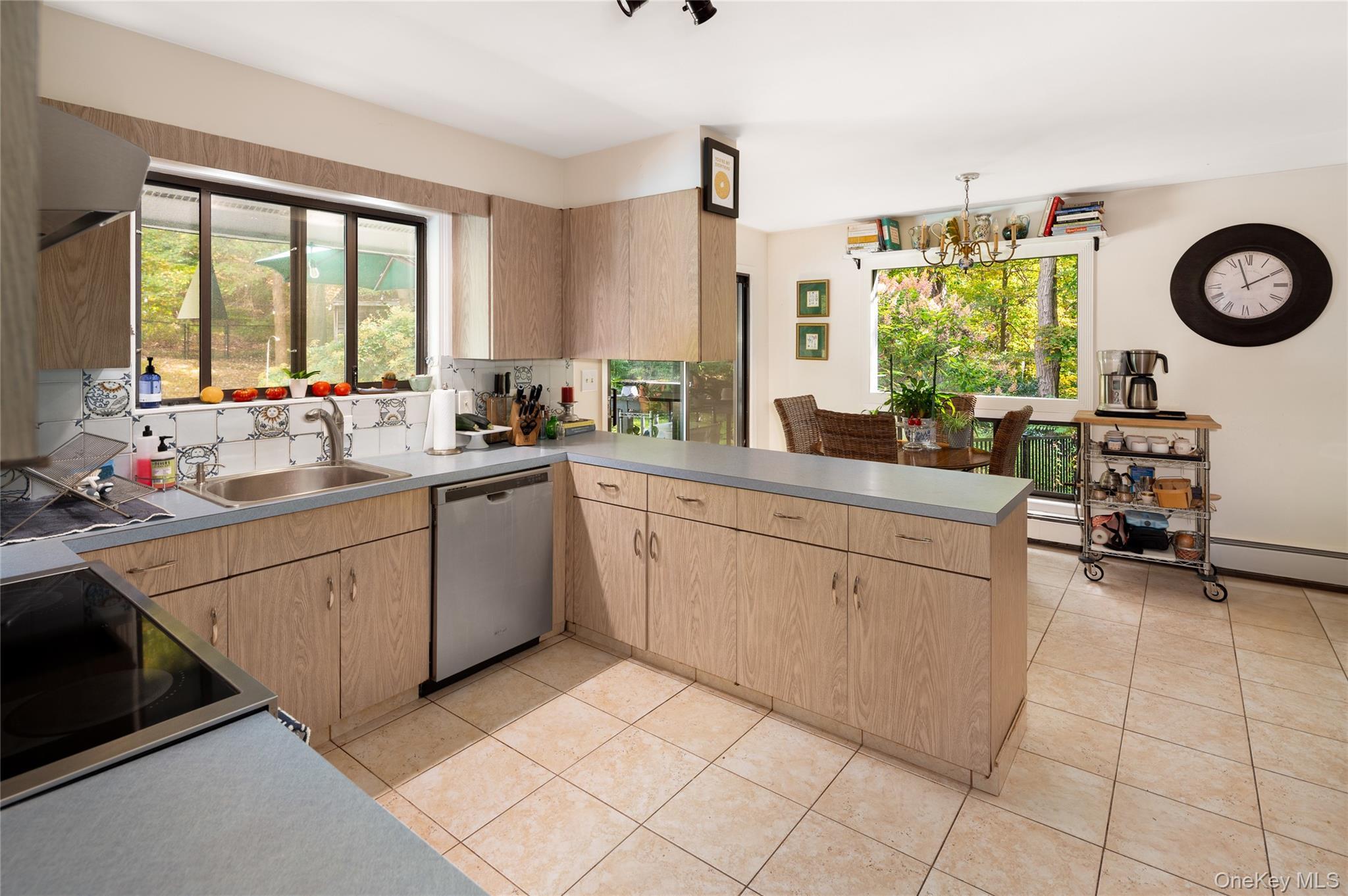 Single Family Alice  Westchester County, NY 10549, MLS-914565-13