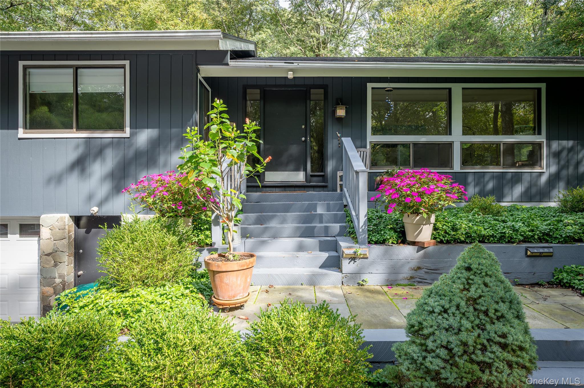 Single Family Alice  Westchester County, NY 10549, MLS-914565-2